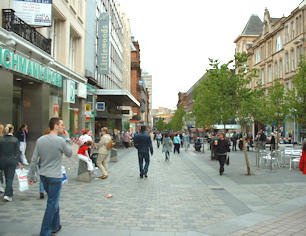 targeted traffic - shopping street
